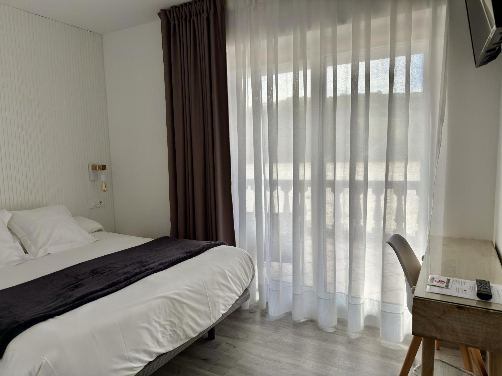 Hotel Sanmar Cóbreces Екстериор снимка