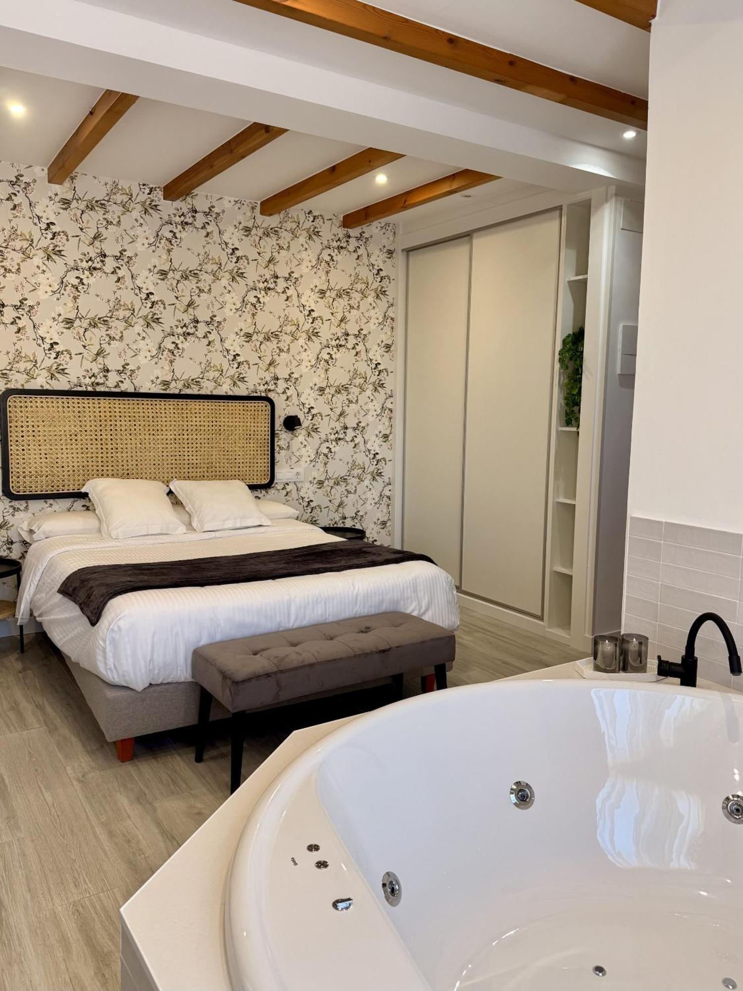 Hotel Sanmar Cóbreces Екстериор снимка
